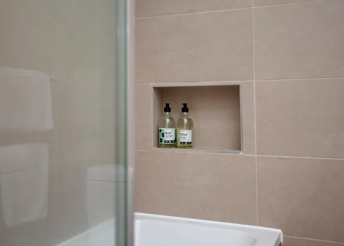 Apartman Higgihaus Cabot Mews #41 Prime Location Bristol