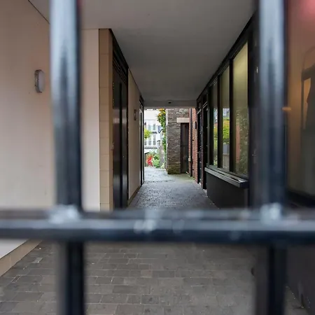 Higgihaus Cabot Mews #41 Prime Location Апартаменти